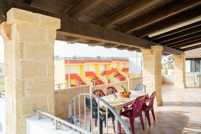 Attico vista mare sei posti letto  terrazzo con portico. Torre Pali - Foto 4