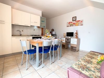 Appartamento spiaggia vicina su due livelli con camere nel seminterrato. Torre San Giovanni - Foto 7