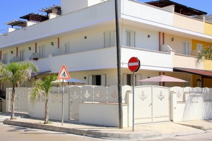 Appartamento in centro con spiaggia di sabbia a pochi metri. Torre San Giovanni - Foto 3