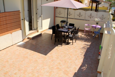 Appartamento in centro con spiaggia di sabbia a pochi metri. Torre San Giovanni - Foto principale