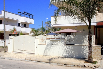 Appartamento in centro con spiaggia di sabbia a pochi metri. Torre San Giovanni - Foto 2