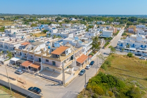 Monolocale piano ribassato con mare vicinissimo. Torre San Giovanni - Foto 2