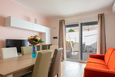 Appartamento con spazi esterni attrezzatti e vasca idromassaggio (Jacuzzi). Santa Maria di Leuca - Foto 10