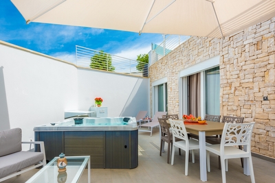 Appartamento con spazi esterni attrezzatti e vasca idromassaggio (Jacuzzi). Santa Maria di Leuca - Foto 4