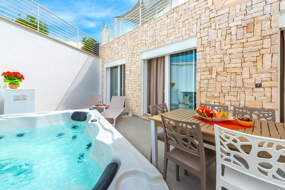 Appartamento con spazi esterni attrezzatti e vasca idromassaggio (Jacuzzi). Santa Maria di Leuca - Foto 6