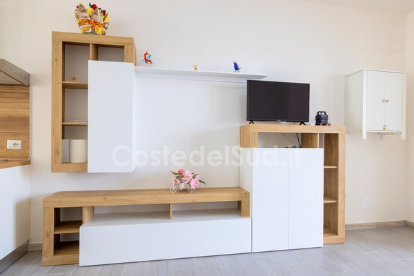 Appartamento cinque posti centro e mare di sabbia a piedi. gallery