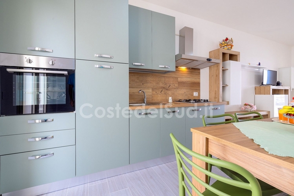 Appartamento cinque posti centro e mare di sabbia a piedi. gallery