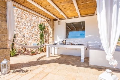 Villa indipendente con piscina esclusiva immersa nella natura Salve - Foto 9