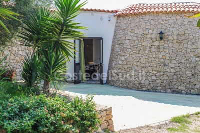 Trullo 3 camere ampio spazio esterno con giardino Torre Vado - Foto 12