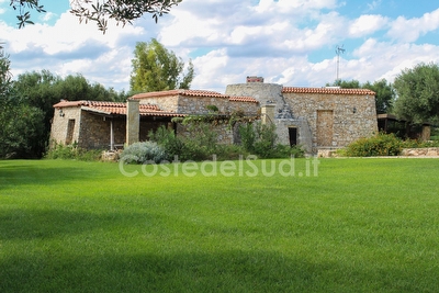 Trullo 3 camere ampio spazio esterno con giardino Torre Vado - Foto 3