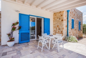 Villetta fronte mare con giardino Torre Suda - Foto 6