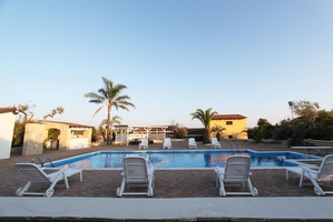 Villa con piscina esclusiva e ampio giardino Torre Suda - Foto 4