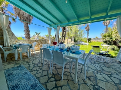 Villetta indipendente affacciata sul mare Capilungo - Foto principale