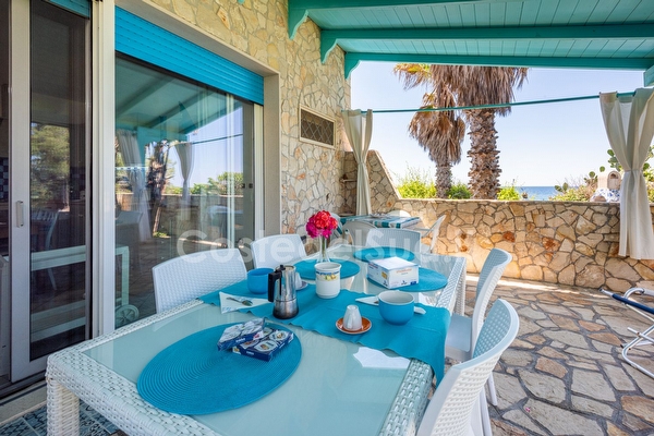 Villetta indipendente affacciata sul mare Capilungo