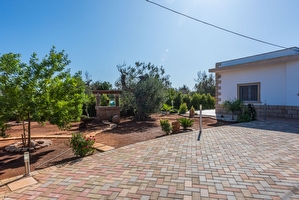 Villetta indipendente con piscina esclusiva con ampi spazi esterni Capilungo - Foto 3