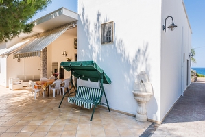 Villa 5 camere, Fronte mare con ampio spazio esterno e giardino Torre Suda - Foto 10