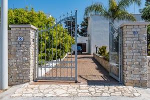 Villa 5 camere, Fronte mare con ampio spazio esterno e giardino Torre Suda - Foto 3