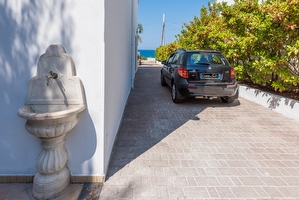 Villa 5 camere, Fronte mare con ampio spazio esterno e giardino Torre Suda - Foto 9