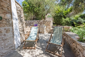 Trullo caratteristico sulla collinetta di Pescoluse in zona tranquilla Pescoluse - Foto 9