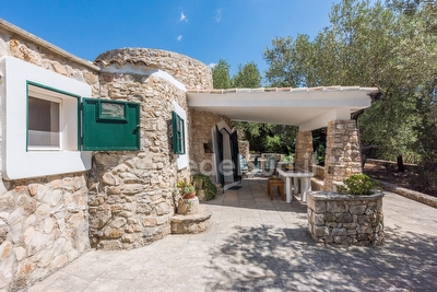 Trullo caratteristico sulla collinetta di Pescoluse in zona tranquilla Pescoluse - Foto 2