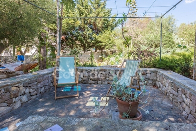 Trullo caratteristico sulla collinetta di Pescoluse in zona tranquilla Pescoluse - Foto 28