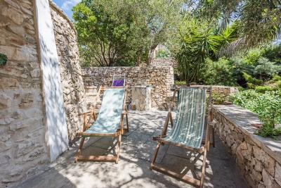 Trullo caratteristico sulla collinetta di Pescoluse in zona tranquilla Pescoluse - Foto 9