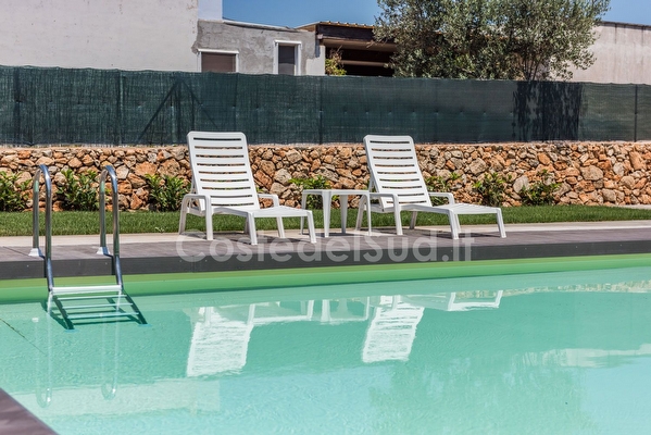 Villetta nel Salento 4 posti/giardino e piscina comune Posto Rosso