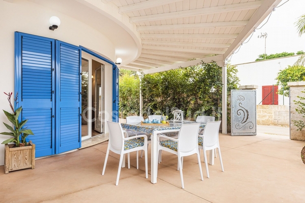 Villetta indipendente tre camere con ampia vivibilita' Posto Rosso