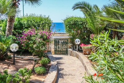 Villetta con giardino sul Fronte Mare Capilungo - Foto 2