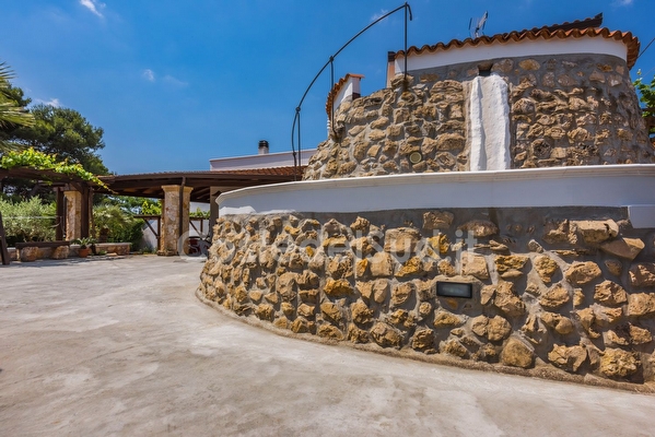 Villetta  2 camere con giardino  Capilungo