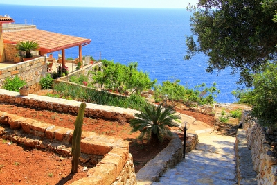 Villetta in stile mediterraneo a picco sul mare. Marina di Novaglie - Foto 4