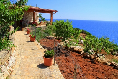 Villetta in stile mediterraneo a picco sul mare. Marina di Novaglie - Foto 5