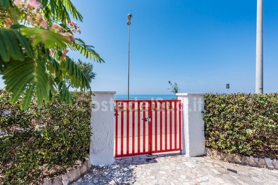 Appartamento fronte mare a 450 mt dalle spiagge di sabbia Torre Vado - Foto 2