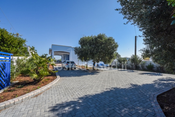 Villa con piscina esclusiva 4 camere letto,  pet friendly gallery