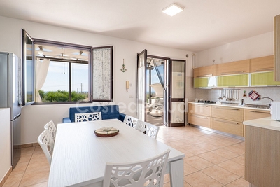 Villino vista mare con 3 camere zona sabbia Pescoluse - Foto 9