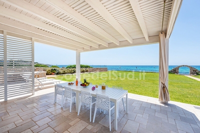 Villa con piscina e Jacuzzi fronte mare e  vista mare panoramica Santa Maria di Leuca - Foto 11