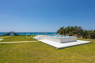 Villa con piscina e Jacuzzi fronte mare e  vista mare panoramica Santa Maria di Leuca - Foto 20