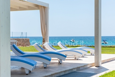 Villa con piscina e Jacuzzi fronte mare e  vista mare panoramica Santa Maria di Leuca - Foto 24