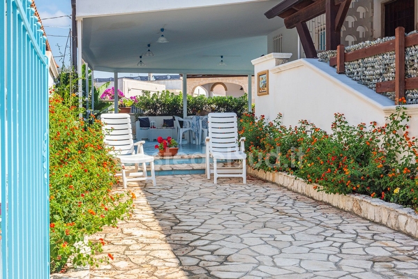 Villetta affacciata sul mare con ampio spazio esterno Capilungo