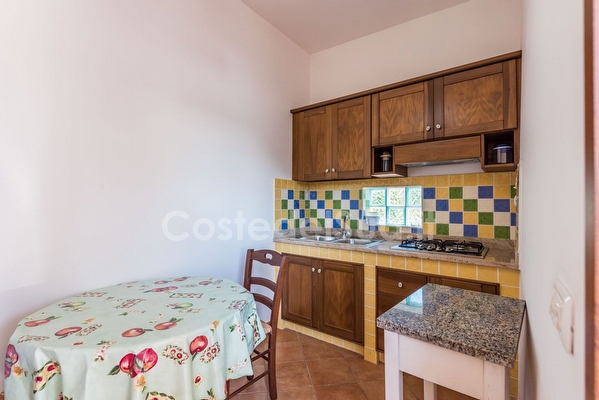 Pajara immersa nella campagna salentina Torre Vado