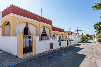 Nel centro e a pochi passi dal lungomare e dalle spiagge Torre Vado - Foto principale
