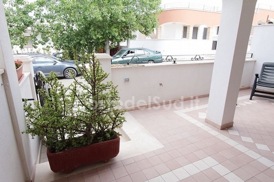 Nel centro e a pochi passi dal lungomare e dalle spiagge Torre Vado - Foto 6