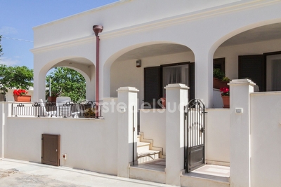 Villino a pochi passi dal centro e lidi sabbiosi Torre Vado - Foto principale