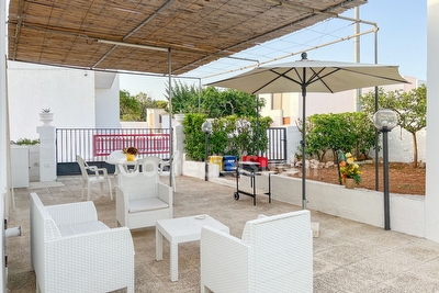 Villetta a 350 metri dal mare Torre Suda - Foto principale