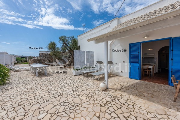 Villetta mediterranea Torre San Giovanni