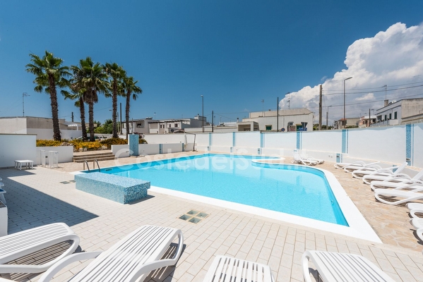 Appartamento ben arredato in mini residence  2 camere con piscina  Santa Maria di Leuca