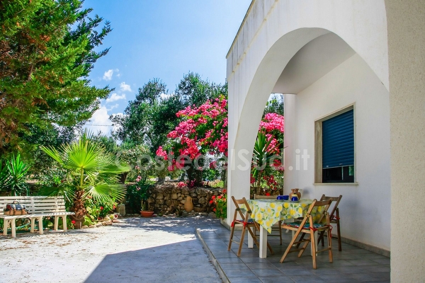 Villetta pagliara con giardino Torre Suda
