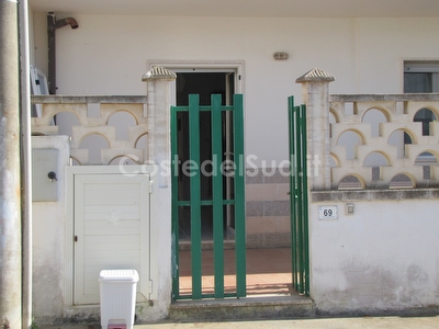 Comodo trilocale a pochi passi dal mare Torre Pali - Foto 2