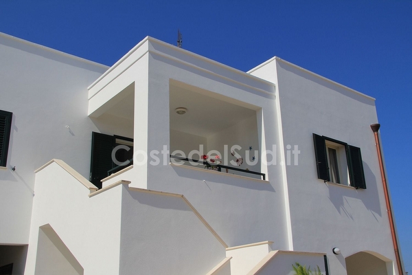 Appartamento primo piano ben arredato e totalmente climatizzato. gallery