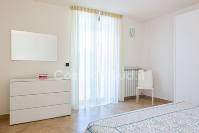 Porzione di villa con piscina in comune a pochi metri dal mare Torre Suda - Foto 24